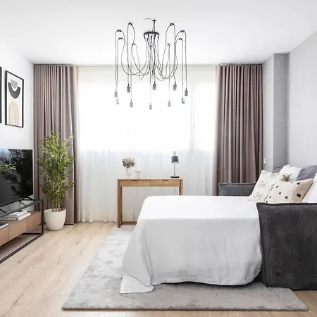 Malaga Urban Sky Serviced Apartments By P&O Exterior foto